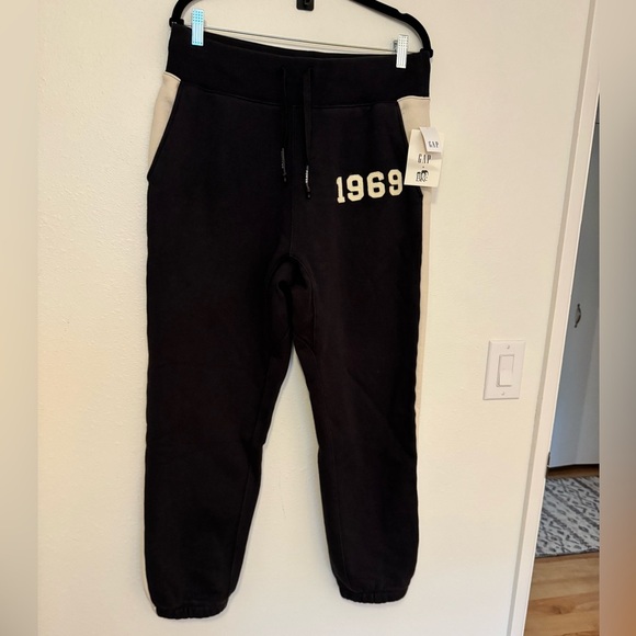 NEW Gap X Brooklyn Circus Sweatpants Joggers Unisex Limited Edition Medium NWT - Picture 3 of 10